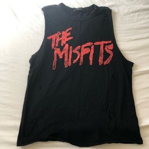 Cutoff shirt